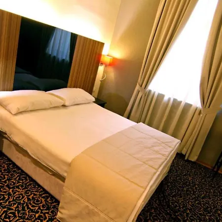 Hotel Crystal 4*