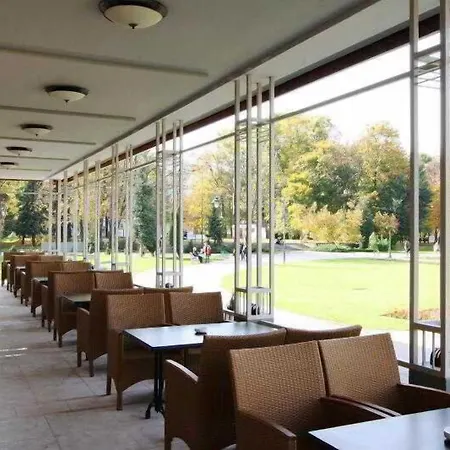 Crystal Ξενοδοχείο 4*