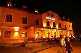 Crystal Hotel 4*