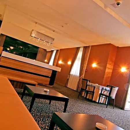 Hotel Crystal 4*
